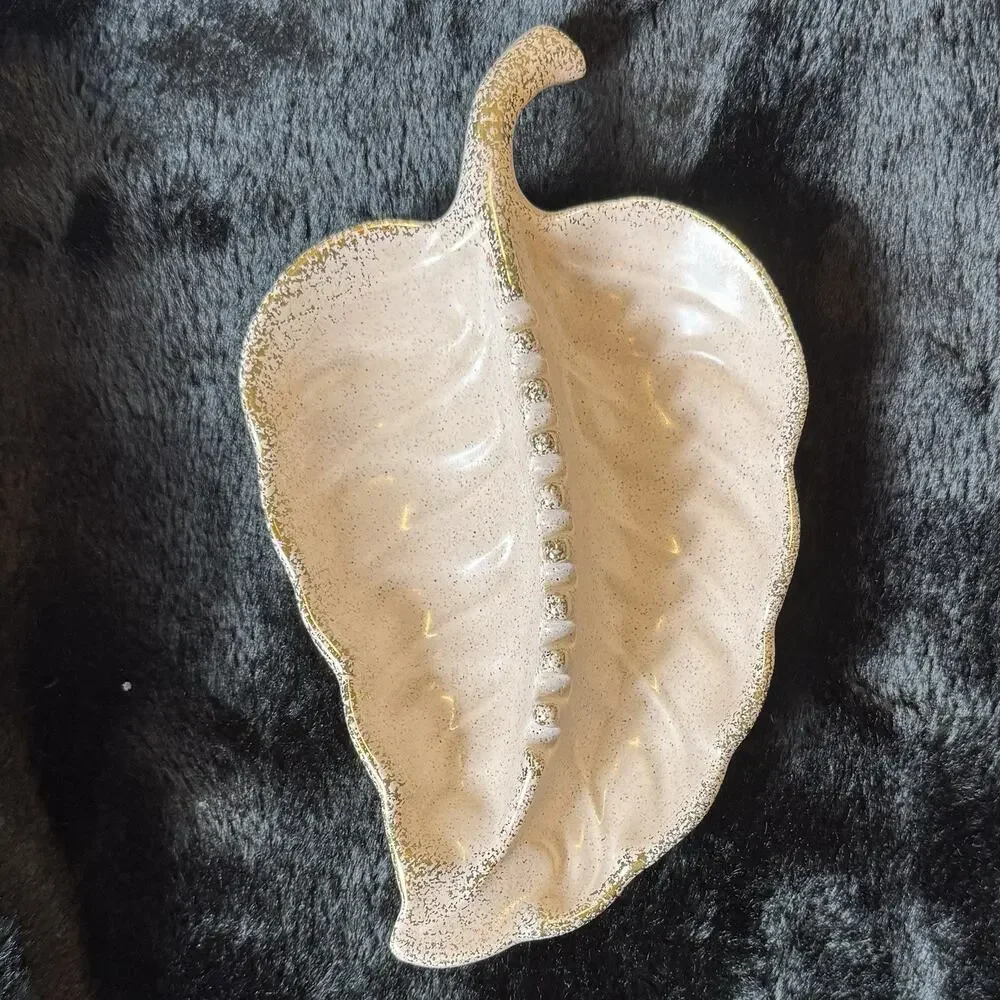 VTG Mid Century Modern Leaf Ashtray Ceramic Pearlized White Gold Trim USA 2220